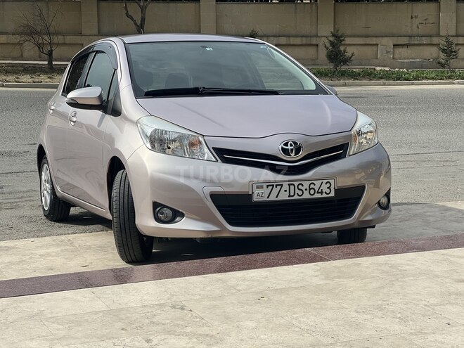 Toyota Yaris 2012, 70,500 km - 1.3 l - Bakı