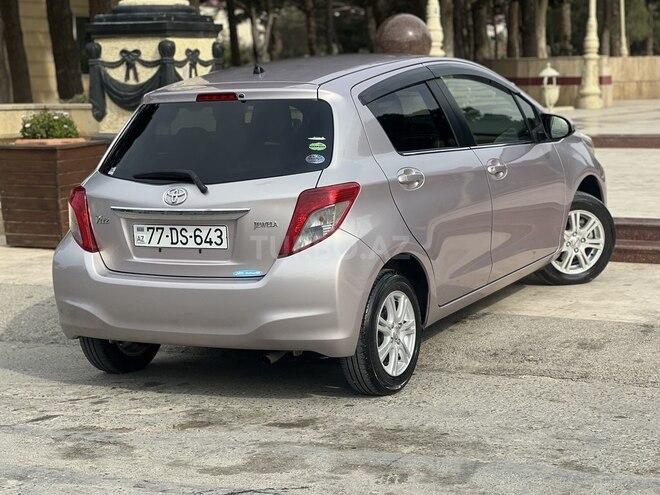 Toyota Yaris 2012, 70,500 km - 1.3 l - Bakı