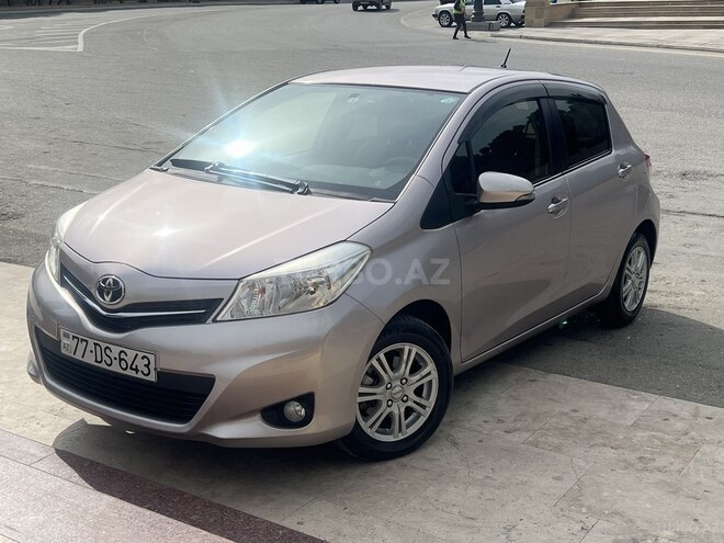 Toyota Yaris 2012, 70,500 km - 1.3 l - Bakı