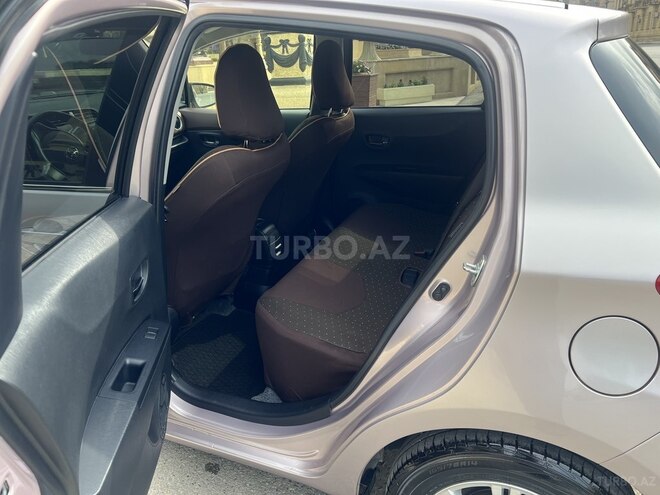 Toyota Yaris 2012, 70,500 km - 1.3 l - Bakı