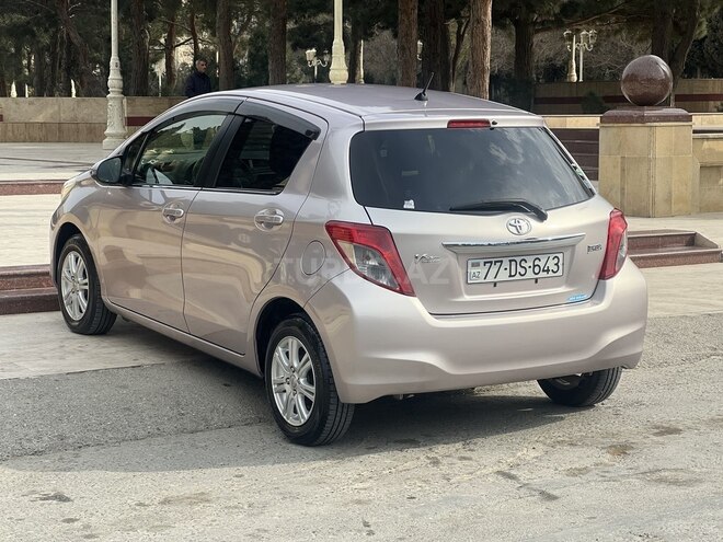 Toyota Yaris 2012, 70,500 km - 1.3 l - Bakı