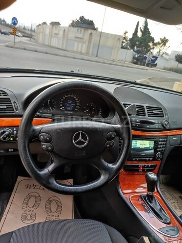 Mercedes E 220 2007, 315,000 km - 2.2 л - Salyan