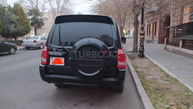 Mitsubishi Pajero 2005, 271,000 km - 3.0 l - Gəncə