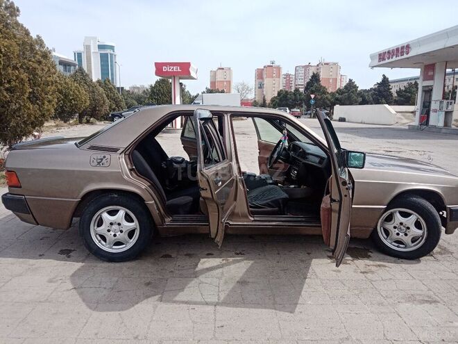 Mercedes 190 1990, 264,537 km - 2.0 l - Bakı