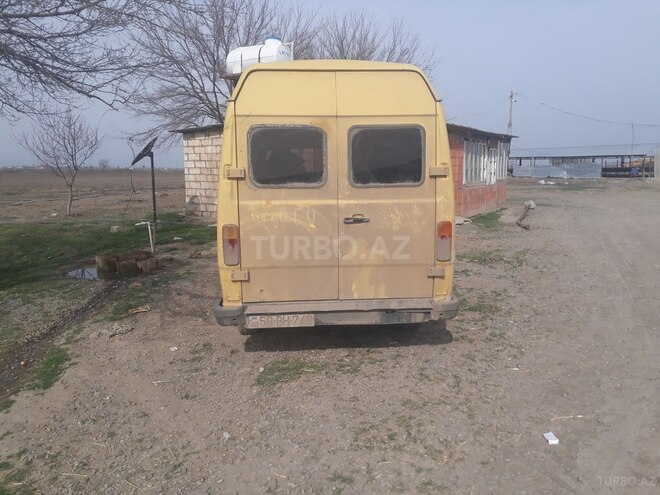Mercedes 208 D 1990, 628,000 km - 2.0 л - Tərtər