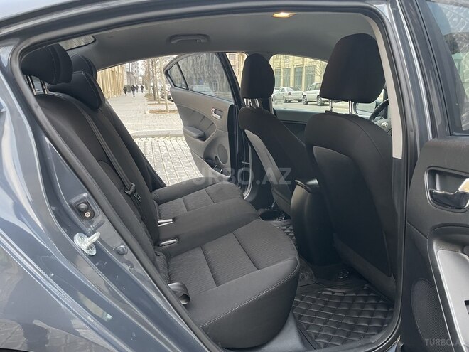 Kia Cerato 2015, 70,000 km - 1.8 л - Bakı