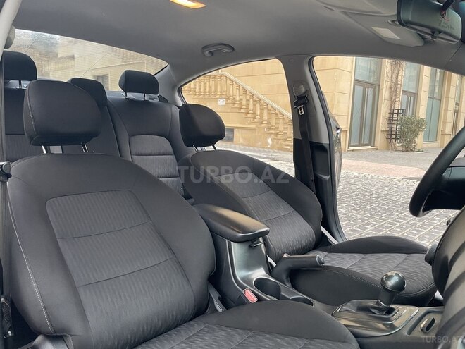 Kia Cerato 2015, 70,000 km - 1.8 л - Bakı