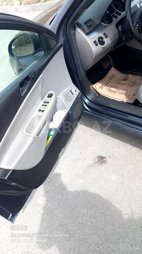 Volkswagen Passat 2006, 325,000 km - 3.6 l - Bakı