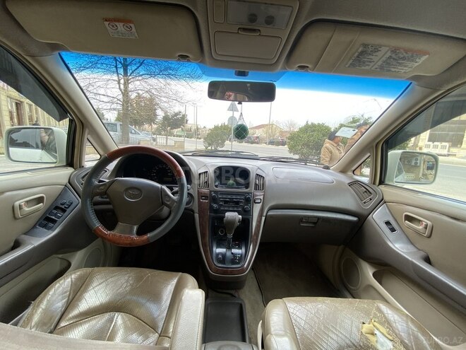Toyota Harrier 1998, 131,554 km - 2.2 l - Bakı