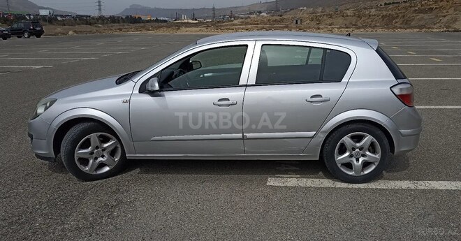 Opel Astra 2006, 238,000 km - 1.4 l - Bakı