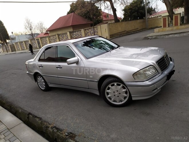 Mercedes C 220 1999, 500,000 km - 2.2 l - Bakı