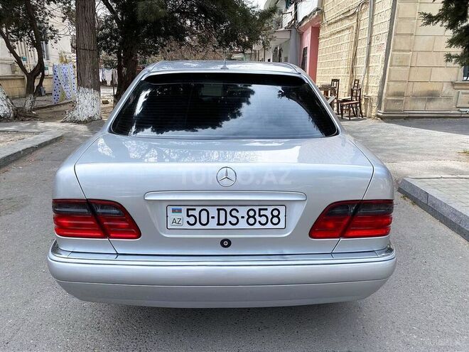 Mercedes E 230 1995, 425,704 km - 2.3 л - Sumqayıt