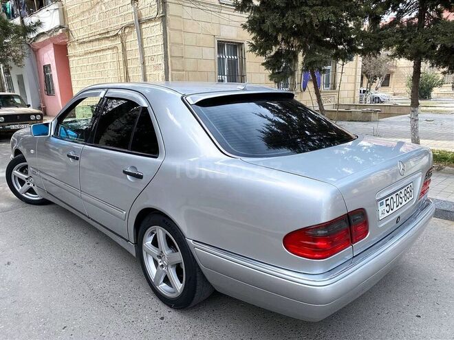 Mercedes E 230 1995, 425,704 km - 2.3 л - Sumqayıt