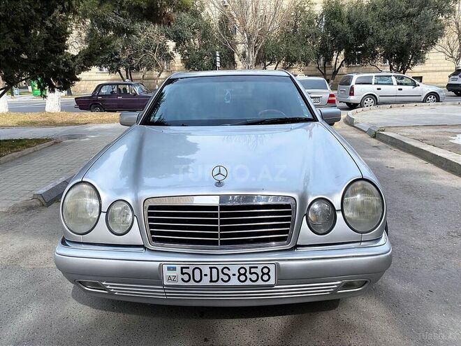 Mercedes E 230 1995, 425,704 km - 2.3 л - Sumqayıt