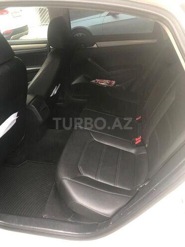 Volkswagen Passat 2015, 158,235 km - 1.8 l - Bakı
