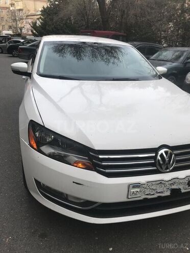 Volkswagen Passat 2015, 158,235 km - 1.8 l - Bakı