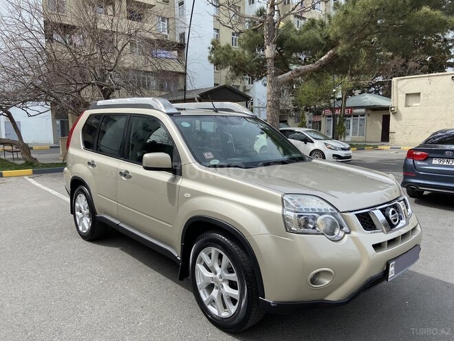 Nissan X-Trail 2011, 135,000 km - 2.5 l - Bakı