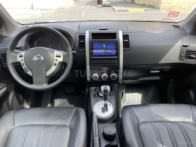 Nissan X-Trail 2011, 135,000 km - 2.5 l - Bakı