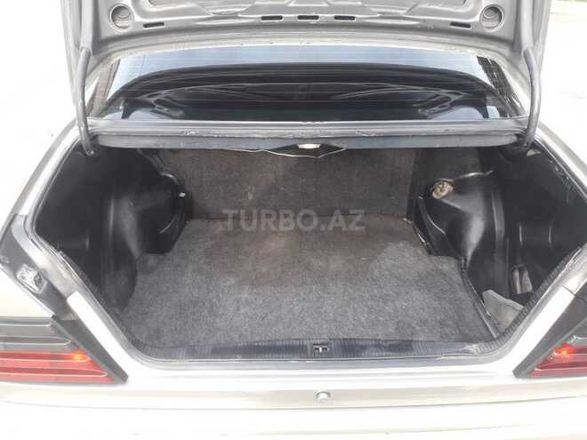 Mercedes E 200 1987, 285,000 km - 2.0 l - Bakı