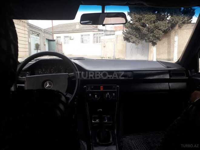 Mercedes E 200 1987, 285,000 km - 2.0 l - Bakı