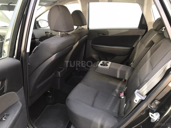 Hyundai i30 2009, 176,000 km - 1.4 l - Gəncə
