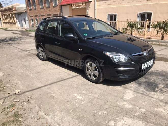Hyundai i30 2009, 176,000 km - 1.4 l - Gəncə