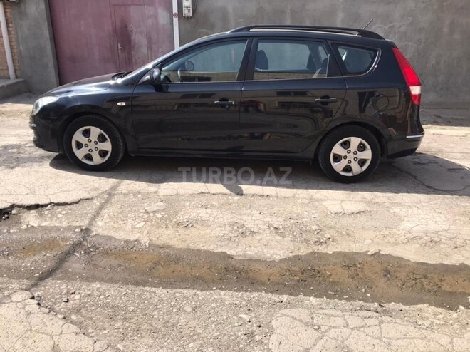 Hyundai i30 2009, 176,000 km - 1.4 l - Gəncə
