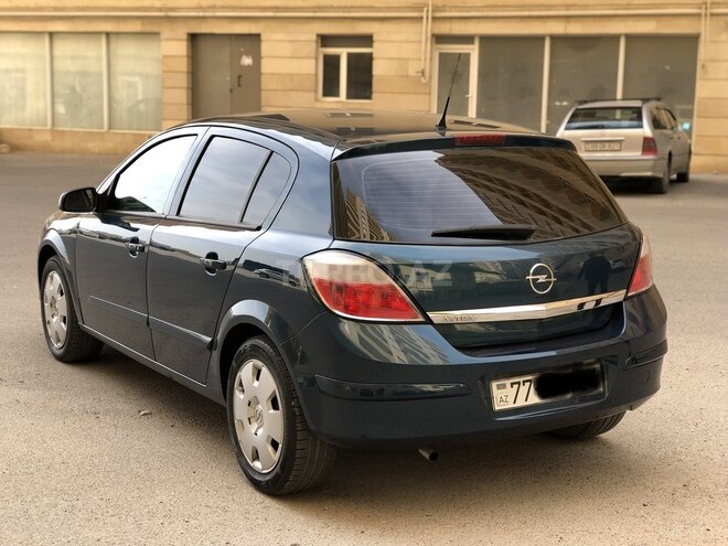 Opel Astra 2006, 169,000 km - 1.4 l - Bakı