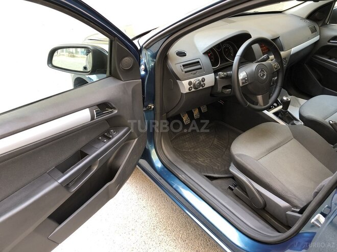 Opel Astra 2006, 169,000 km - 1.4 l - Bakı