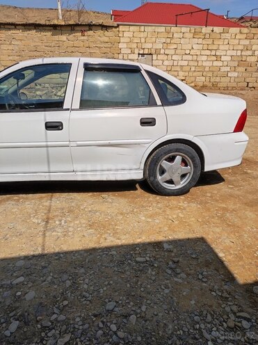 Opel Vectra 1999, 400,000 km - 1.8 l - Bakı