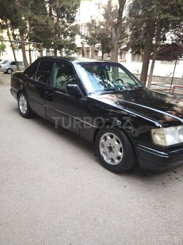 Mercedes E 200 1990, 495,400 km - 2.0 л - Bakı