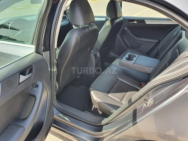 Volkswagen Jetta 2014, 90,000 km - 1.8 л - Bakı