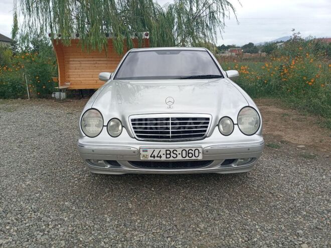 Mercedes E 240 2001, 250,000 km - 2.6 л - Masallı