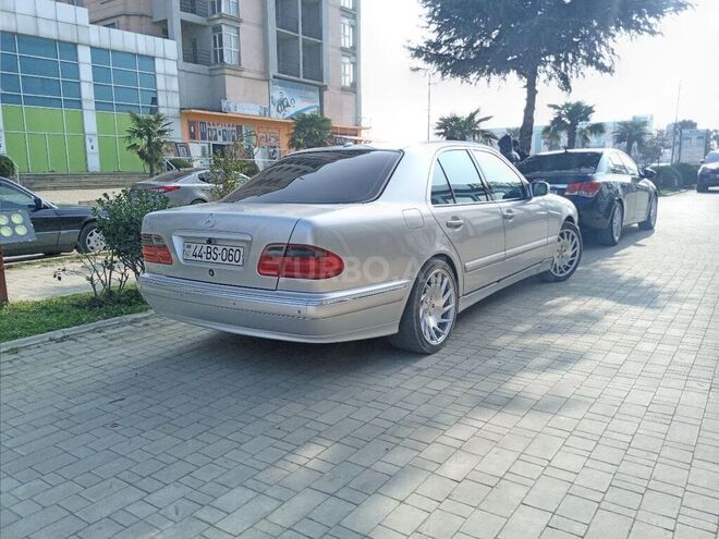 Mercedes E 240 2001, 250,000 km - 2.6 л - Masallı