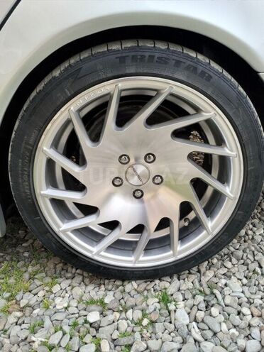 Mercedes E 240 2001, 250,000 km - 2.6 л - Masallı