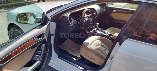 Audi A5 2012, 174,000 km - 2.0 л - Bakı