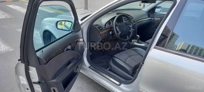 Mercedes E 320 2004, 319,000 km - 3.2 l - Bakı