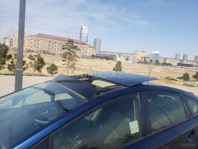 Toyota Prius 2012, 196,000 km - 1.8 l - Bakı