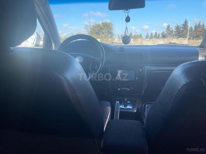 Volkswagen Passat 2004, 298,000 km - 1.8 л - Neftçala