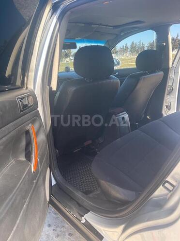 Volkswagen Passat 2004, 298,000 km - 1.8 л - Neftçala