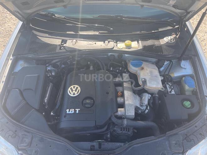 Volkswagen Passat 2004, 298,000 km - 1.8 л - Neftçala
