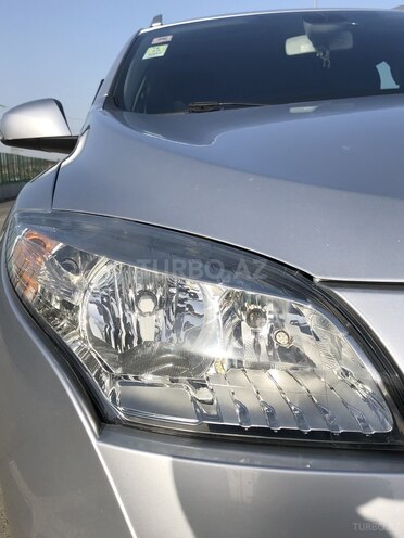 Renault Megane 2009, 335,673 km - 1.5 l - Bakı