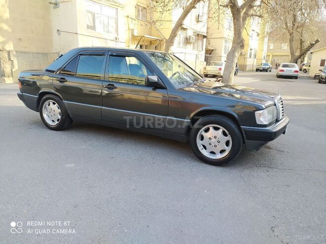 Mercedes 190 1992, 236,521 km - 1.8 l - Bakı