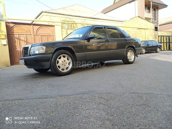 Mercedes 190 1992, 236,521 km - 1.8 l - Bakı