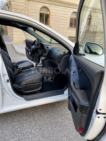 Hyundai Elantra 2009, 189,000 km - 2.0 l - Bakı