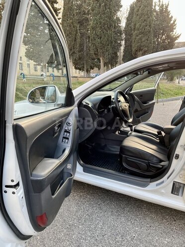 Hyundai Elantra 2009, 189,000 km - 2.0 l - Bakı
