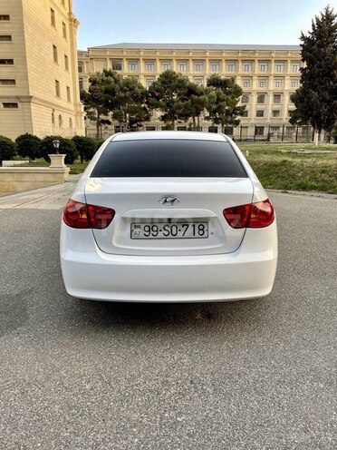 Hyundai Elantra 2009, 189,000 km - 2.0 l - Bakı