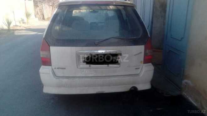 Mitsubishi Chariot 2001, 193,000 km - 2.4 л - Qusar