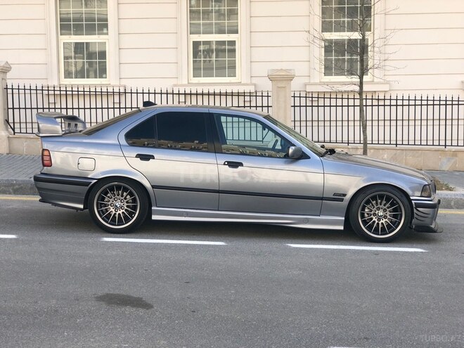 BMW 320 1994, 300,000 km - 2.0 l - Bakı