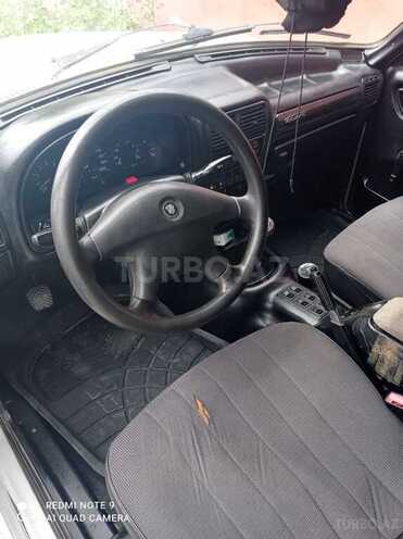 GAZ 3110 2004, 394,620 km - 2.4 l - Quba